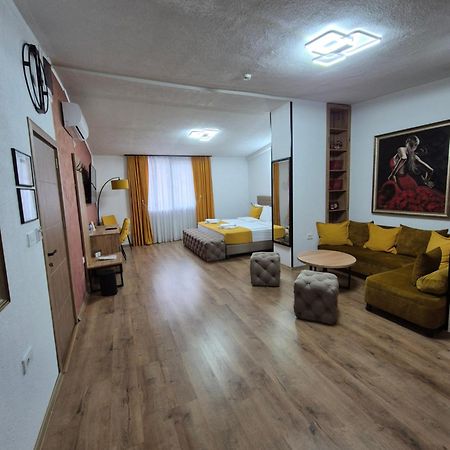 Hotel Domestika Skopje Exteriér fotografie
