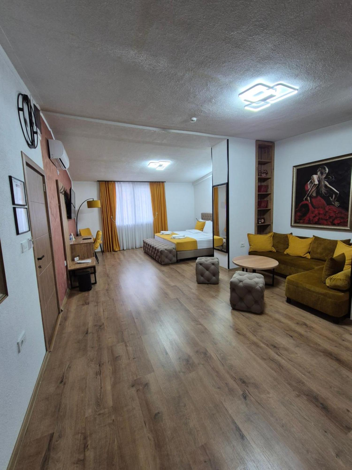 Hotel Domestika Skopje Exteriér fotografie