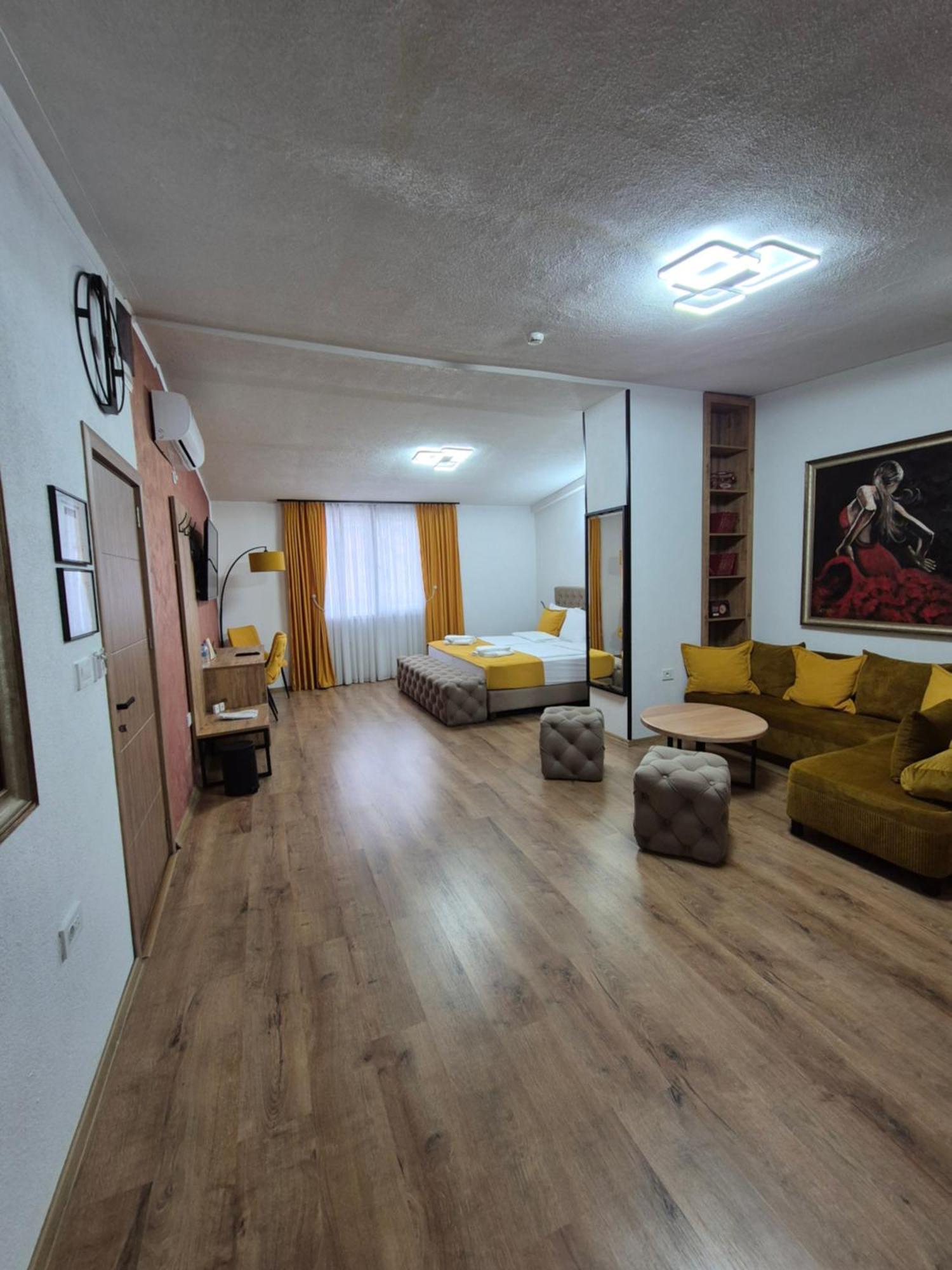 Hotel Domestika Skopje Exteriér fotografie